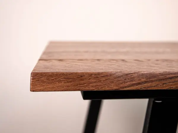 Стол дубовый с металлическим основанием Woodson 1100*700 Стол дубовый с металлическим основанием Woodson 1100*700