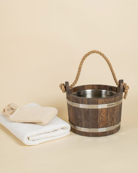 Шайка Woodson с нержавеющей вставкой, 4,5 л., дуб в темном Шайка Woodson с нержавеющей вставкой, 4,5 л., дуб в темном